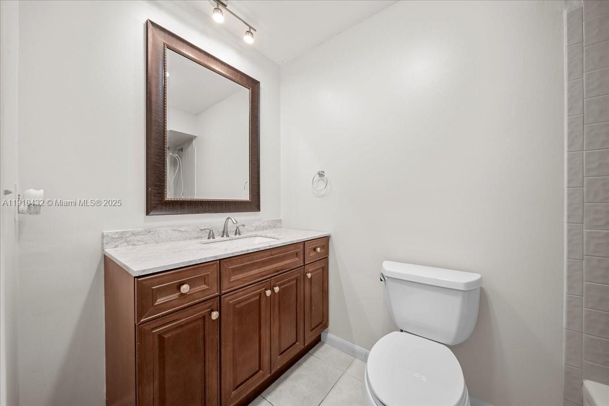 COVERED BRIDGE CONDO - Residential