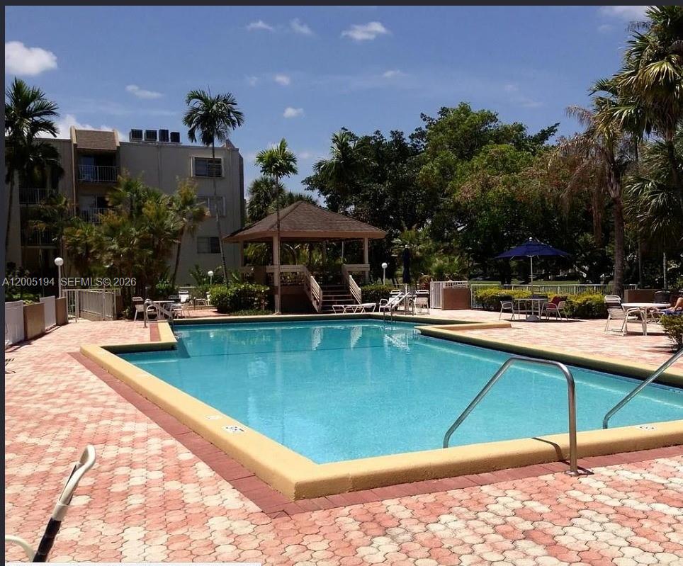 KINGS CREEK SO CONDO - Residential