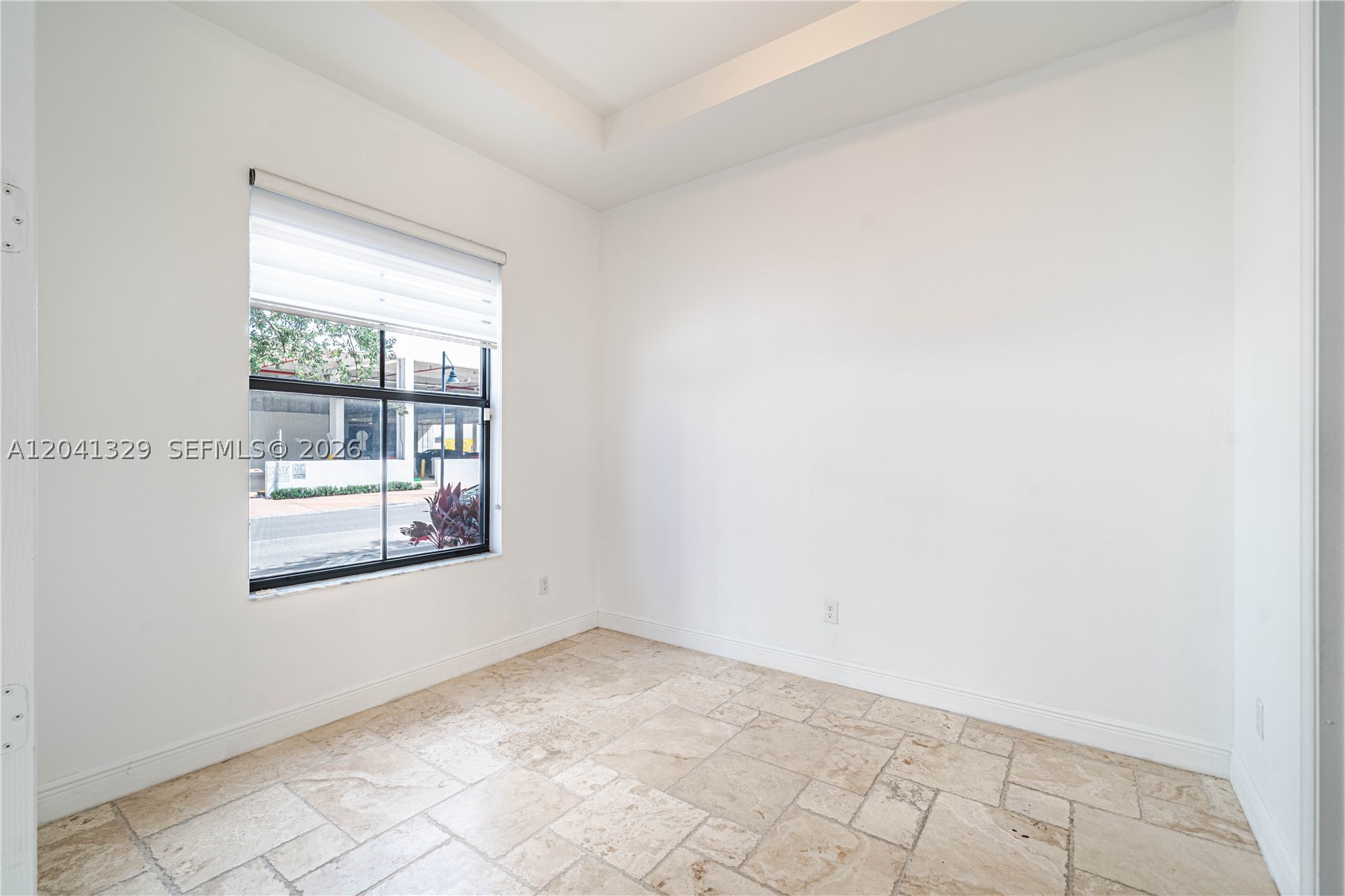 DOWNTOWN DORAL DUTCHER - Residential