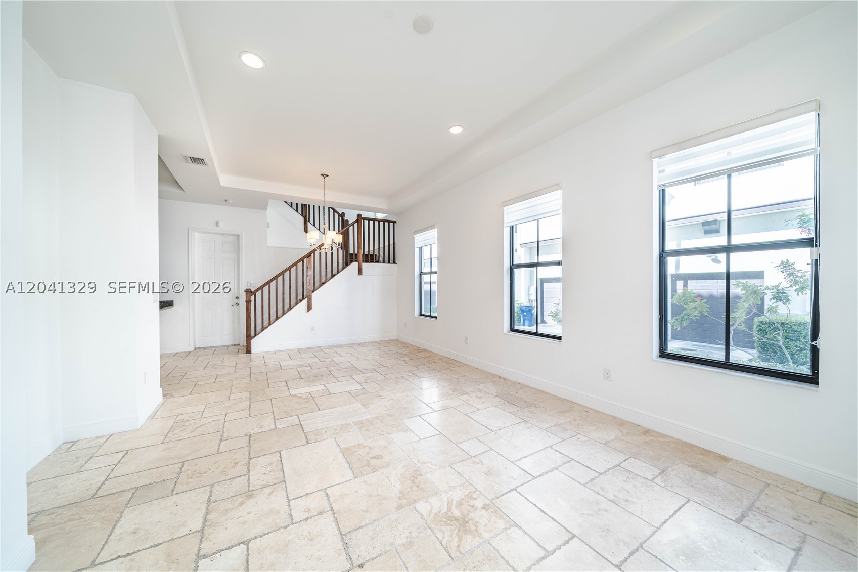 DOWNTOWN DORAL DUTCHER - Residential