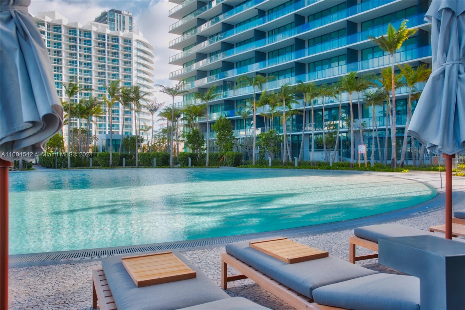 PARAISO BAY CONDO - Residential Lease