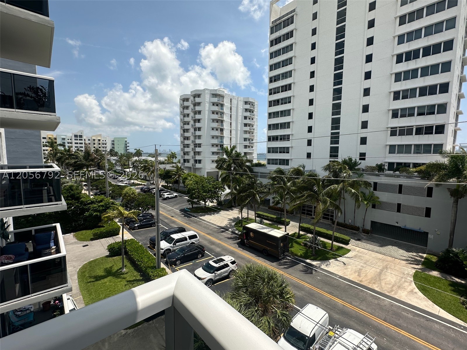 THE ISLANDER CLUB CONDO - Residential