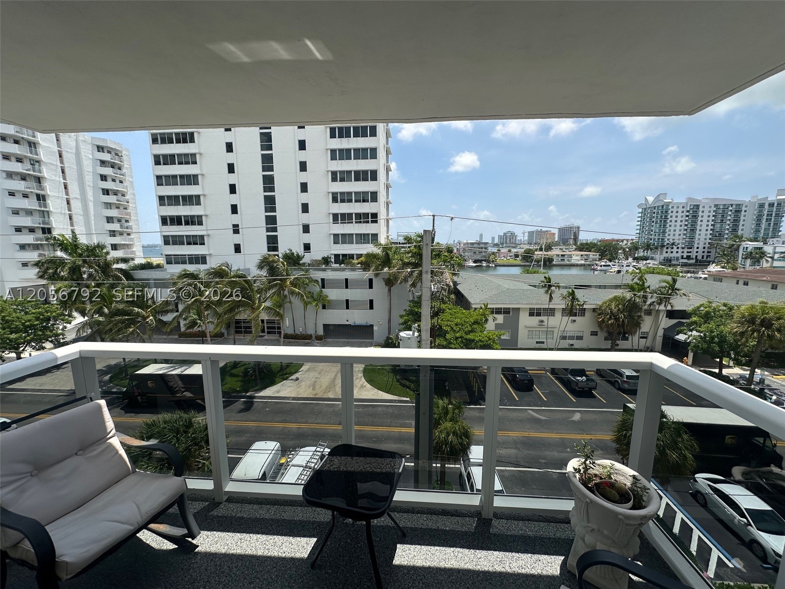 THE ISLANDER CLUB CONDO - Residential