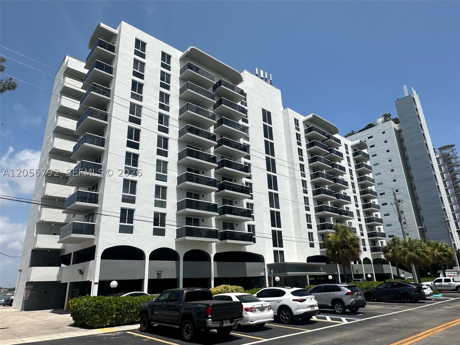 THE ISLANDER CLUB CONDO - Residential