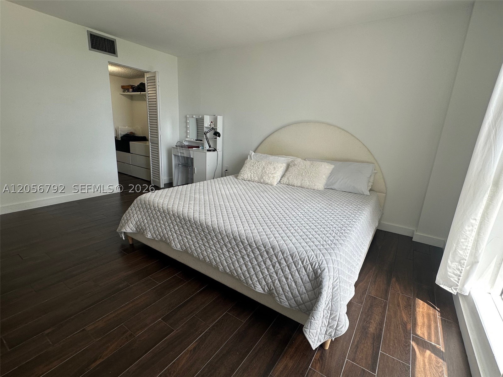 THE ISLANDER CLUB CONDO - Residential