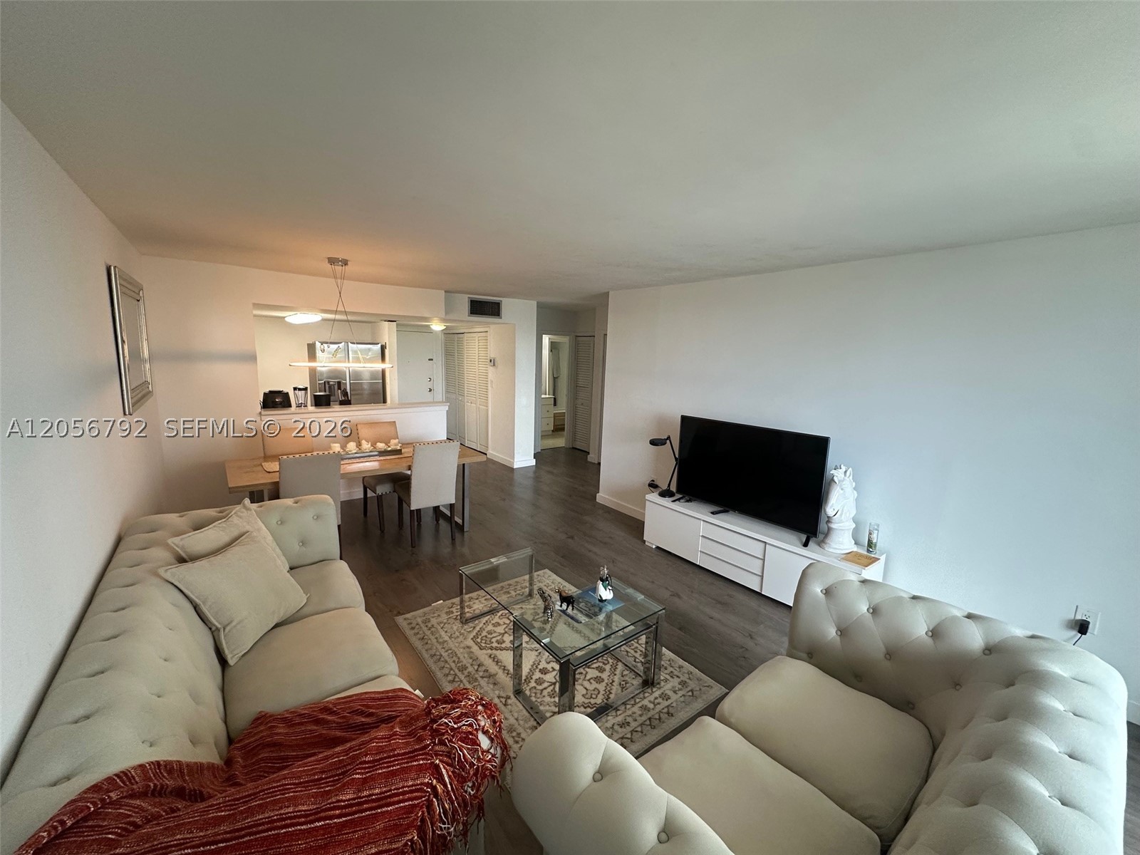 THE ISLANDER CLUB CONDO - Residential