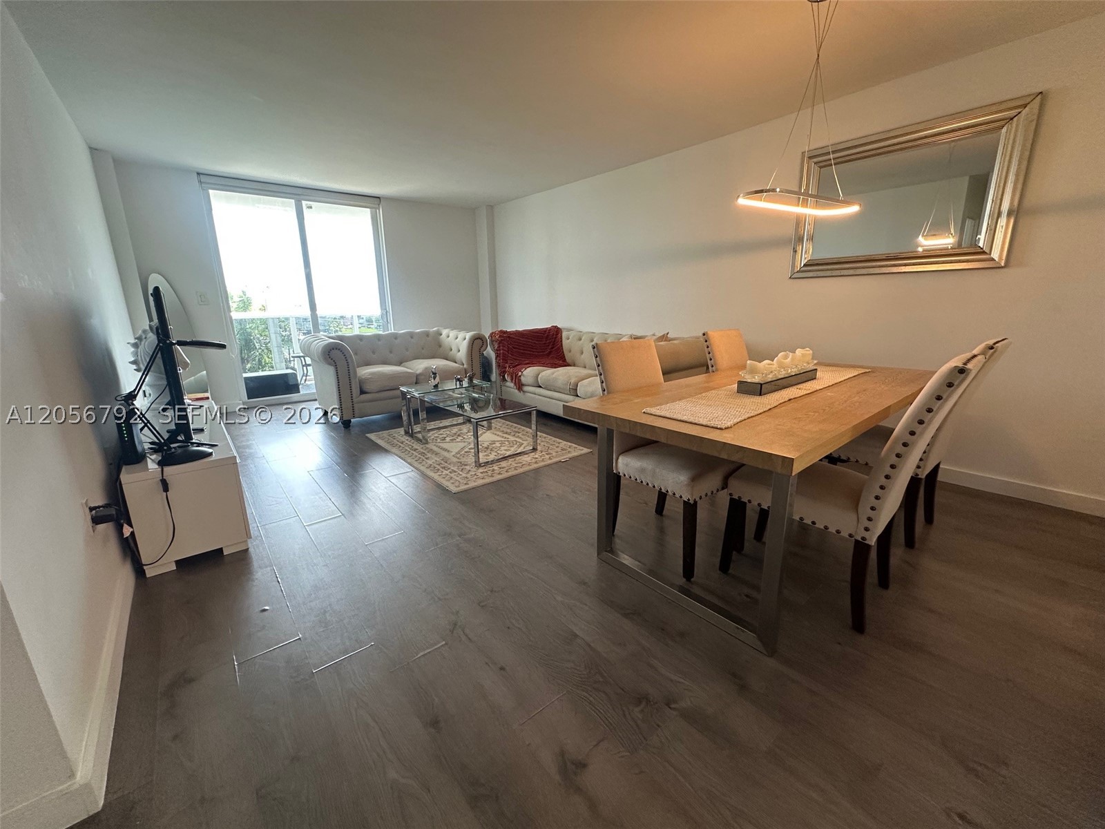 THE ISLANDER CLUB CONDO - Residential