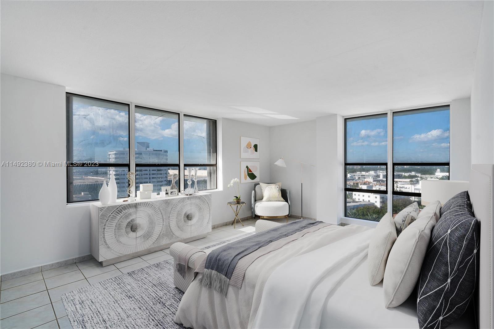 TOWER 1800 CONDO - Residential