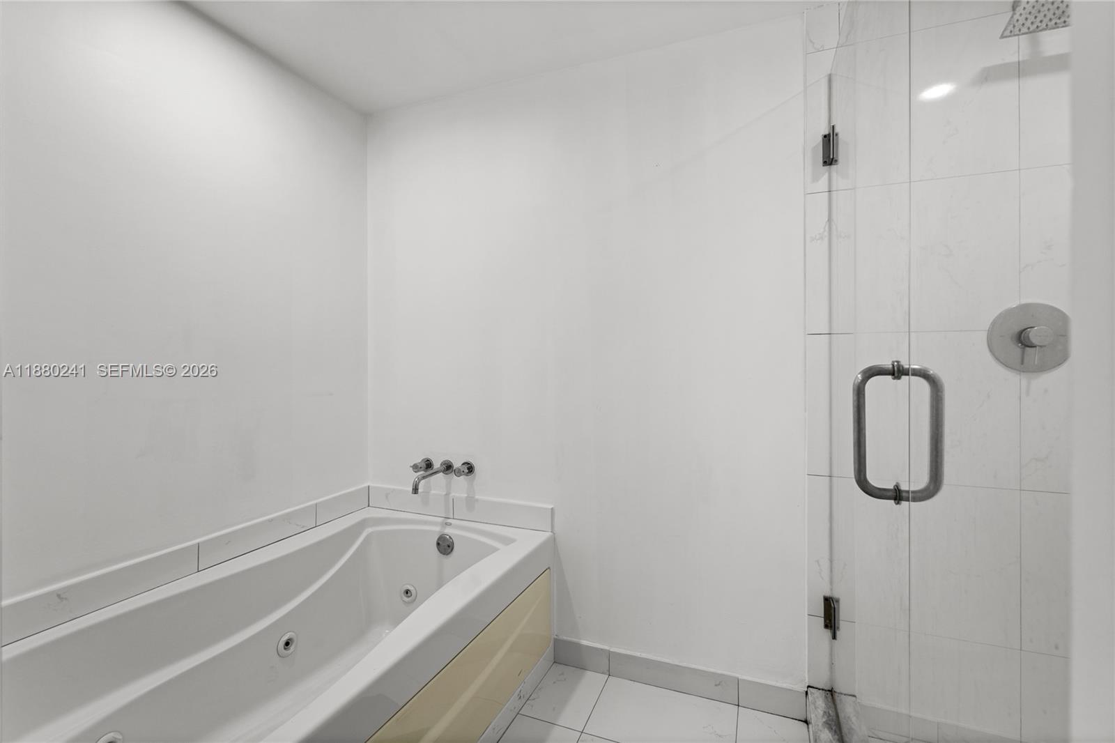 500 BRICKELL WEST CONDO - Residential