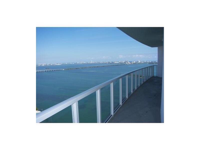Largest 1 Bed + Den with closet. Den large enough to be used as an office or 2nd bedroom. Porcelain floors throughout. Water views from balcony  & bedroom, large terrace, walk in closet. Rent includes: cable, internet, parking & hot water. Big Pets allow.  Min 1 year lease. Addtl parking available. Full amenities service building with pool overlooking the bay,24hr security/concierge,large 2 stories corporate lounge room, pool tables, bar, convenient store, movie theater, full service gym and valet parking.