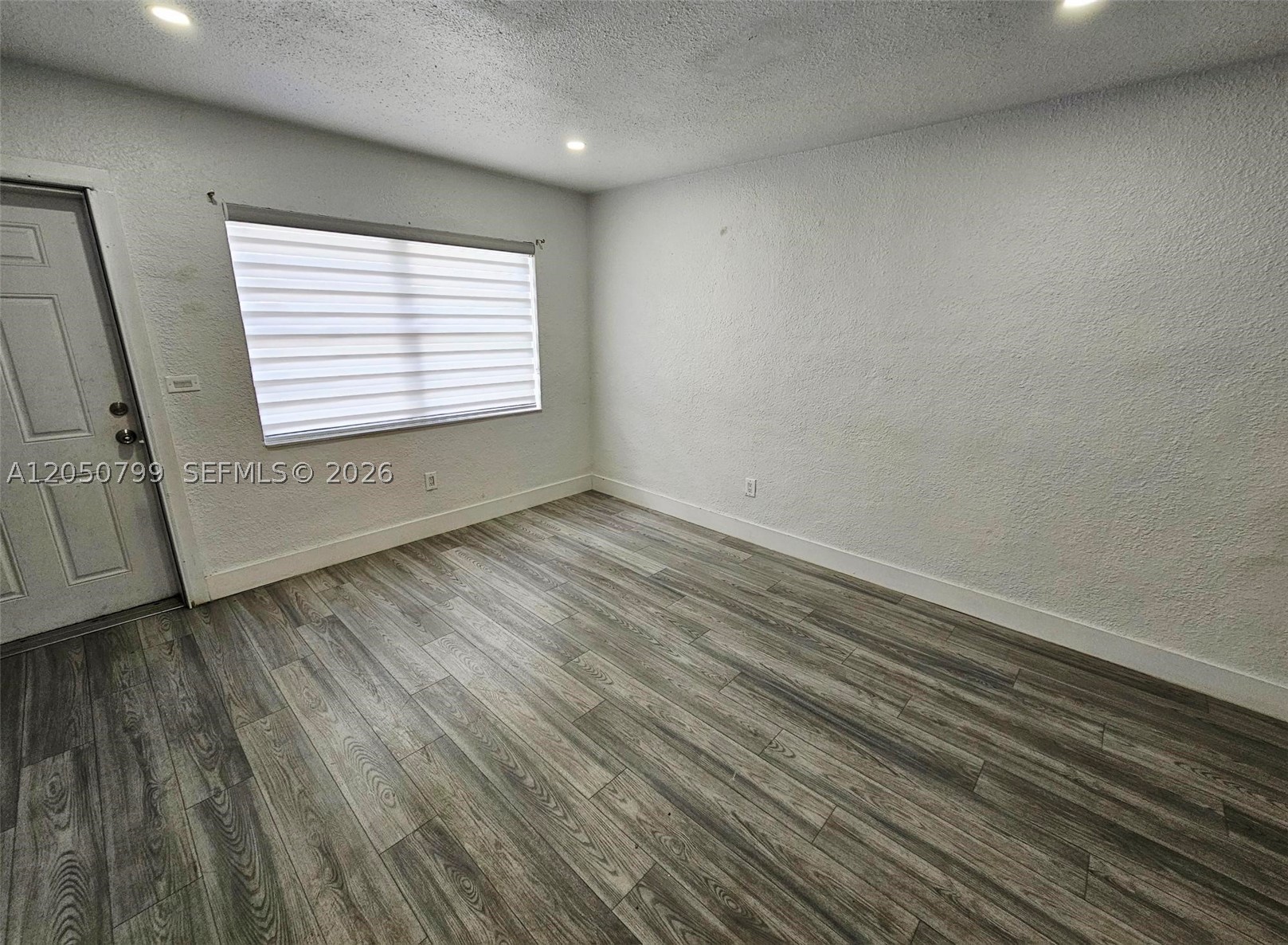 HIALEAH 8TH ADDN - Residential Lease