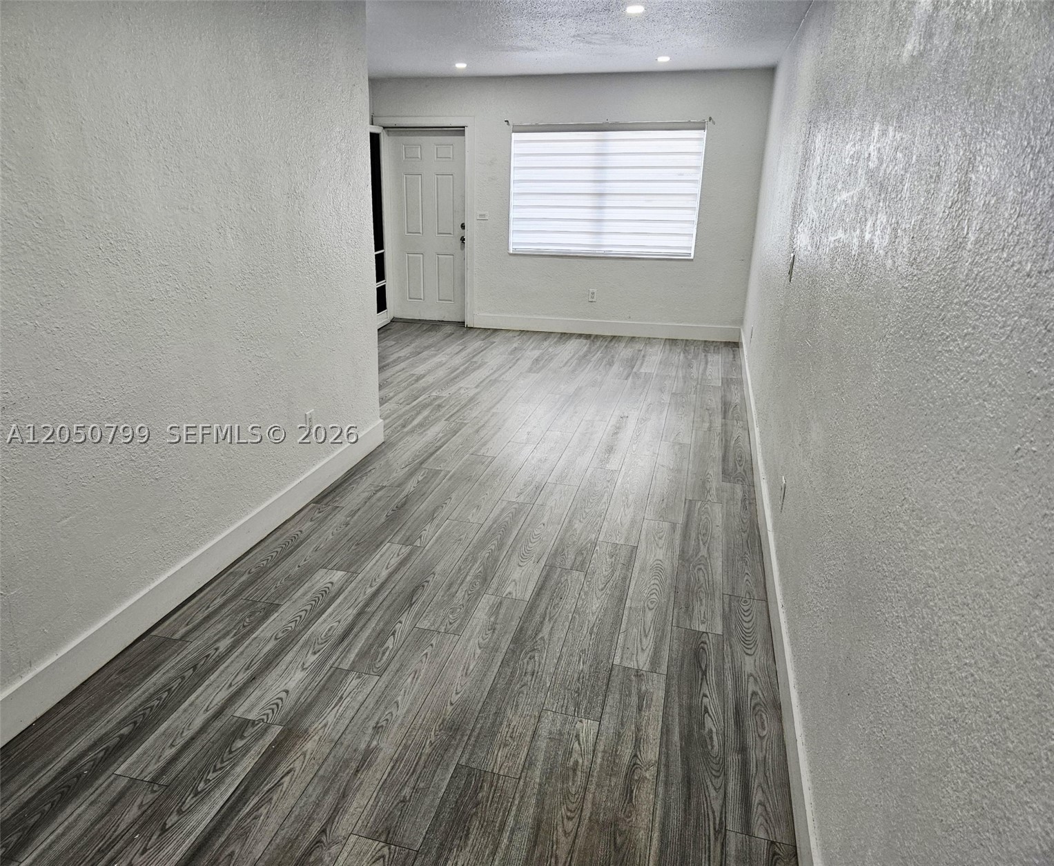 HIALEAH 8TH ADDN - Residential Lease