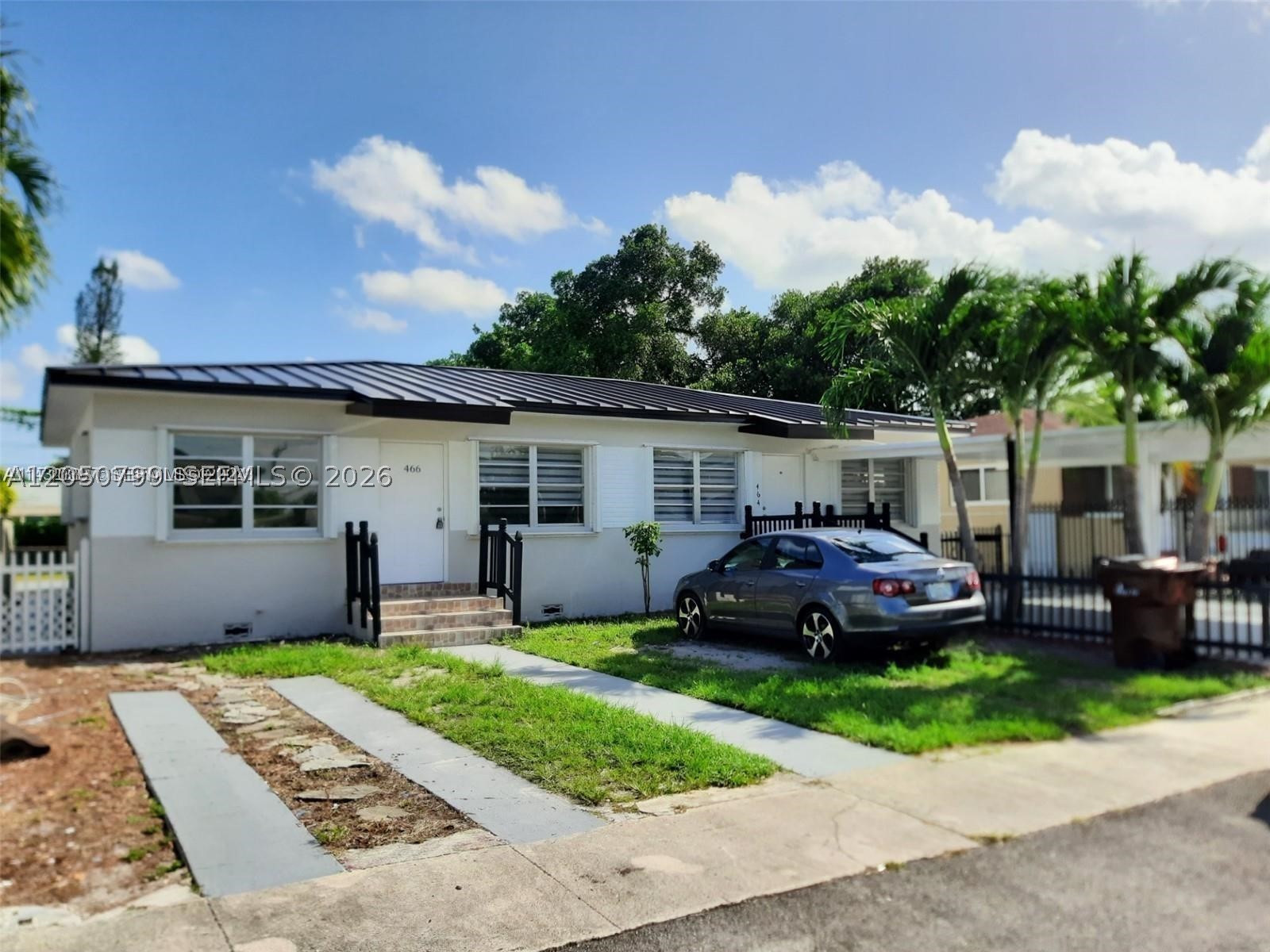 BEAUTIFUL 2 BEDROOMS & 1 BATH WITH BACKYARD PATIO AREA IN HIALEAH WITH WASHER & DRYER. WOOD LAMINATE FLOORING THROUGHOUT, ZEBRA BLINDS ON WINDOWS, AND MORE! MINUTES TO SHOPPING AND RESTAURANTS, CALL TODAY FOR APPOINTMENTS AND ANY QUESTIONS