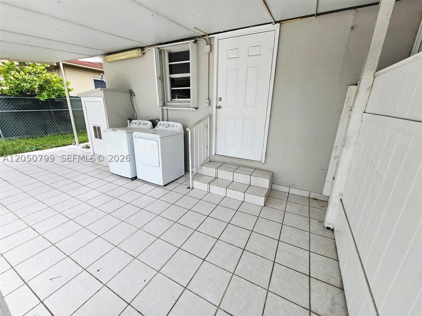 HIALEAH 8TH ADDN - Residential Lease