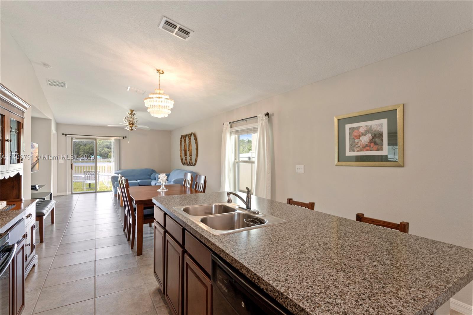 CYPRESSS CREEK PARCEL J PH - Residential