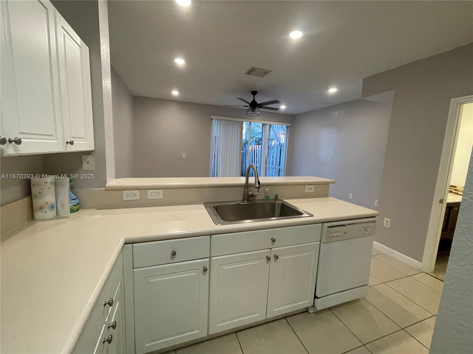 FIJI CONDO NO 3 - Residential Lease