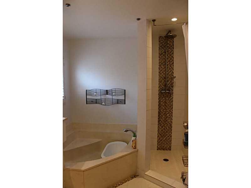 CENTRAL DANIA HEIGHTS 100 - Residential