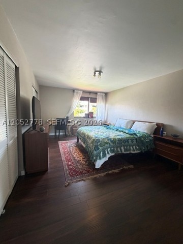 HARBOUR CLUB VILLAS CONDO - Residential
