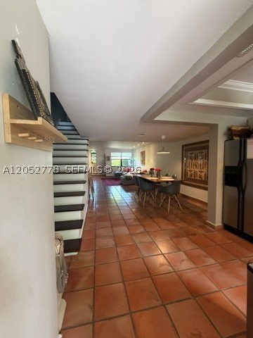 HARBOUR CLUB VILLAS CONDO - Residential