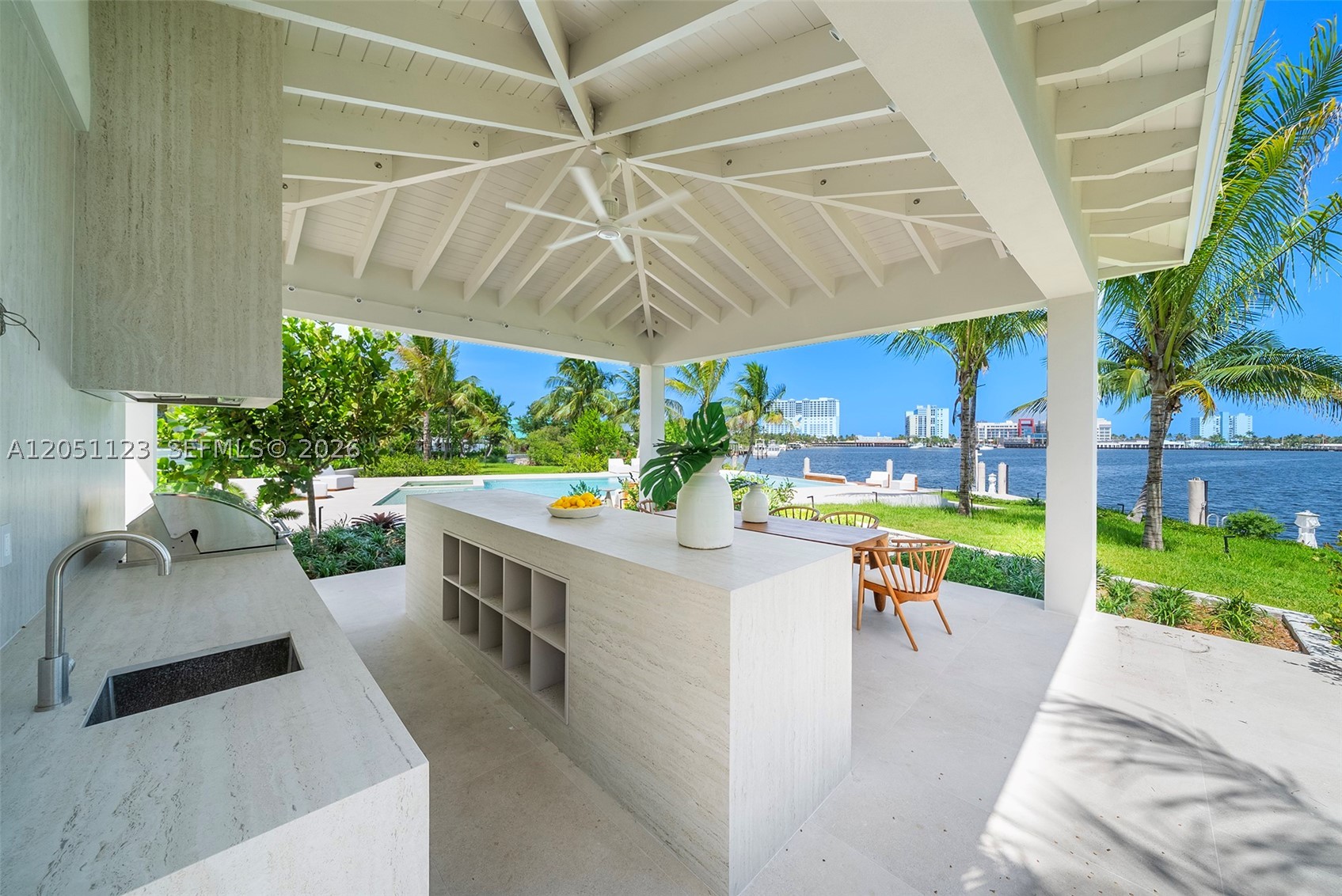 HOLLYWOOD LAKES SECTION - Residential