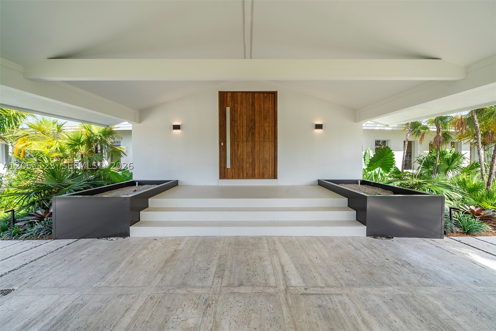 HOLLYWOOD LAKES SECTION - Residential