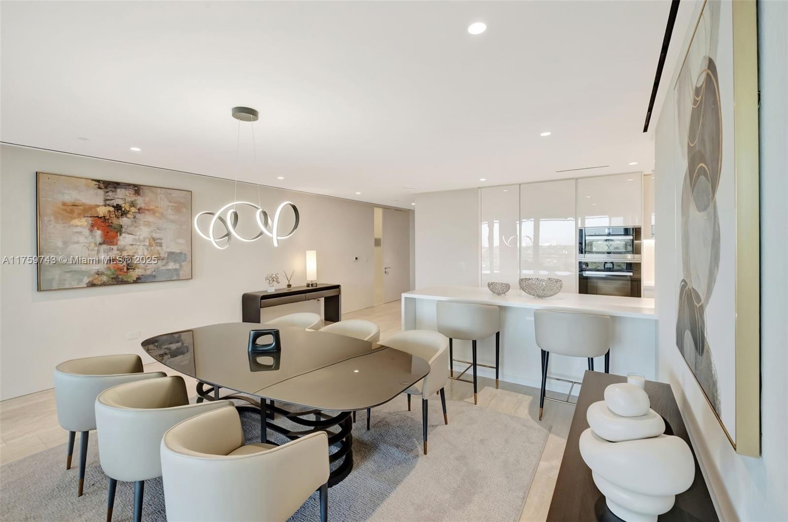 SURF CLUB CONDO - Residential
