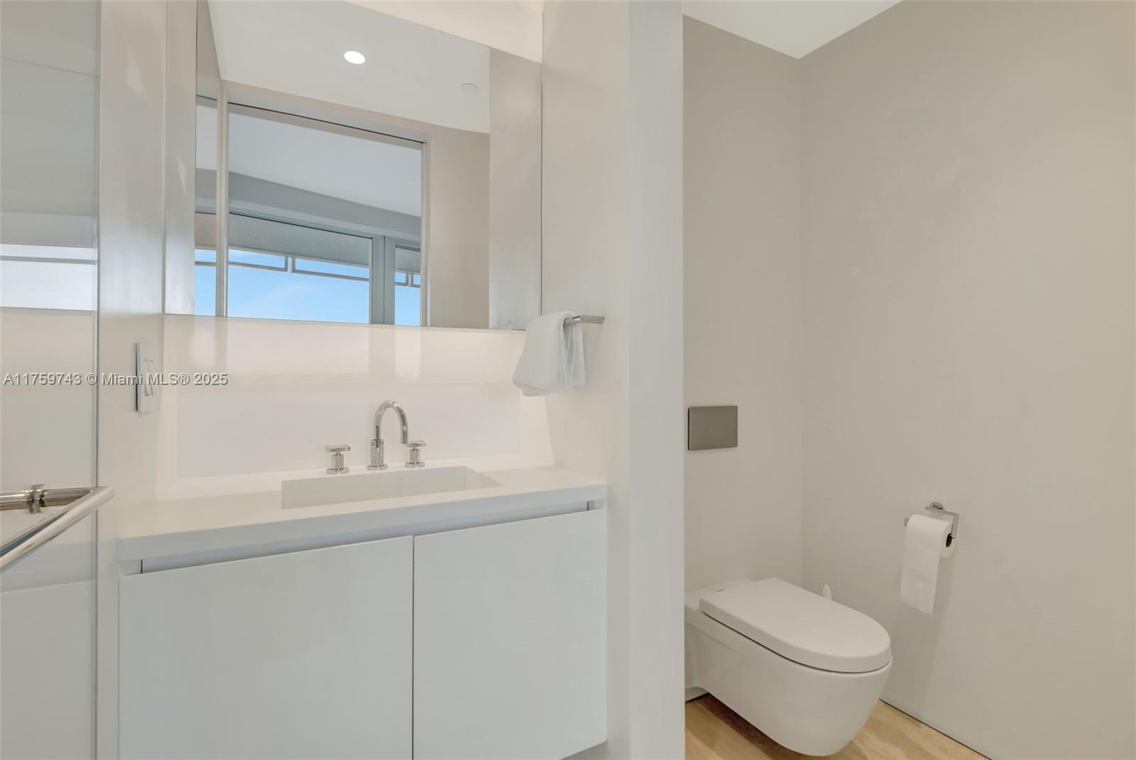 SURF CLUB CONDO - Residential