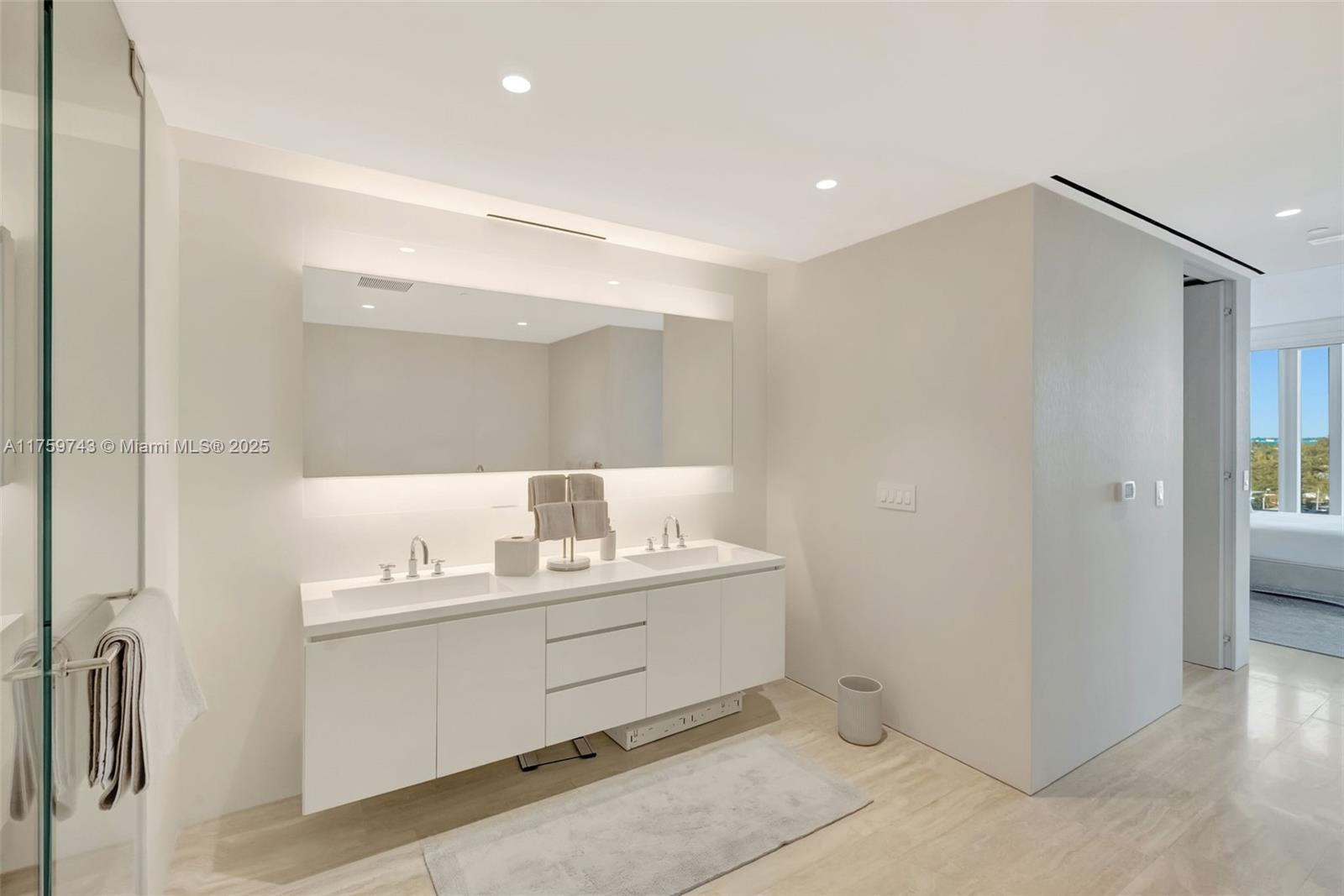 SURF CLUB CONDO - Residential