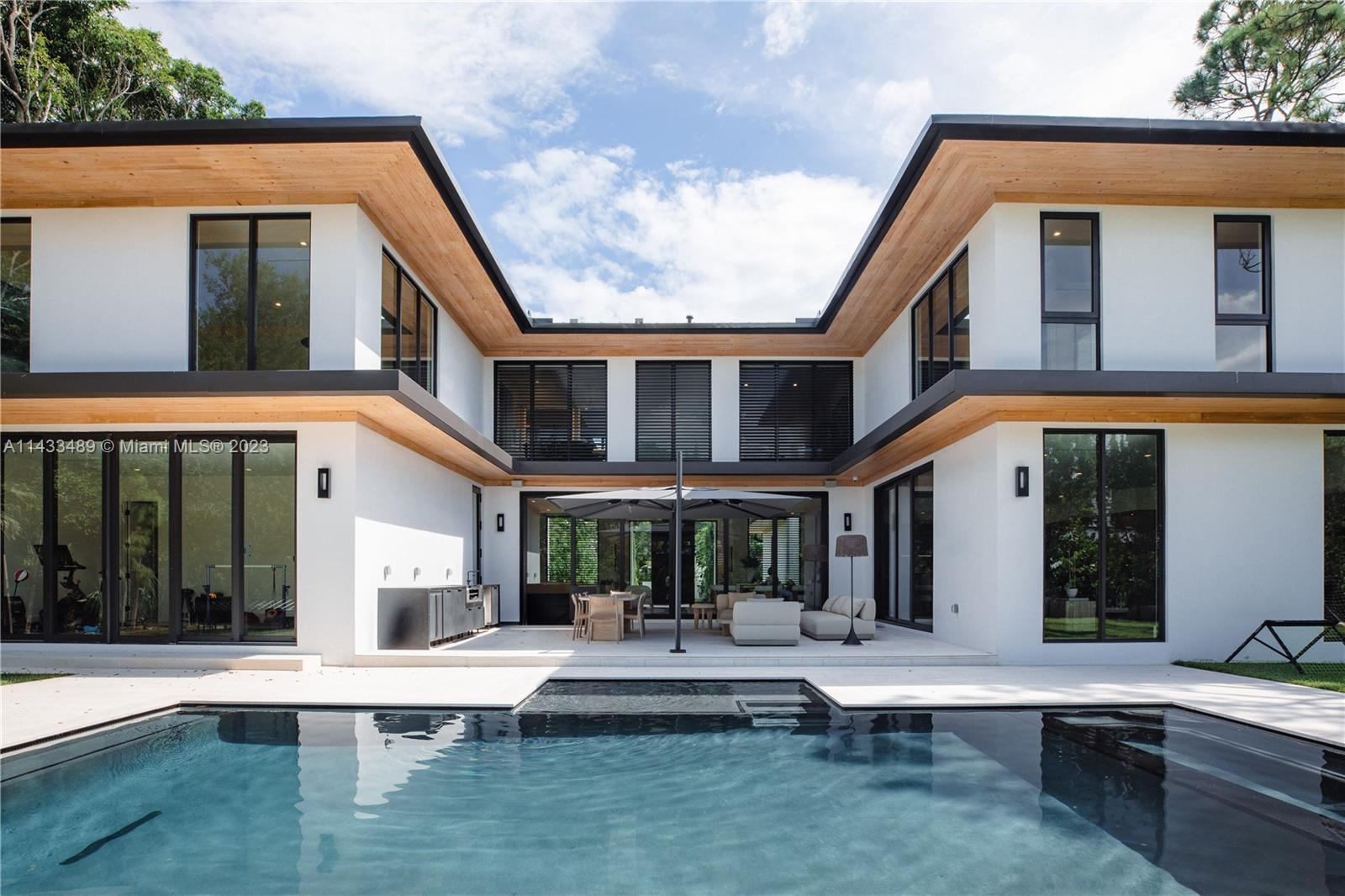 DAVIS OAKS - Residential