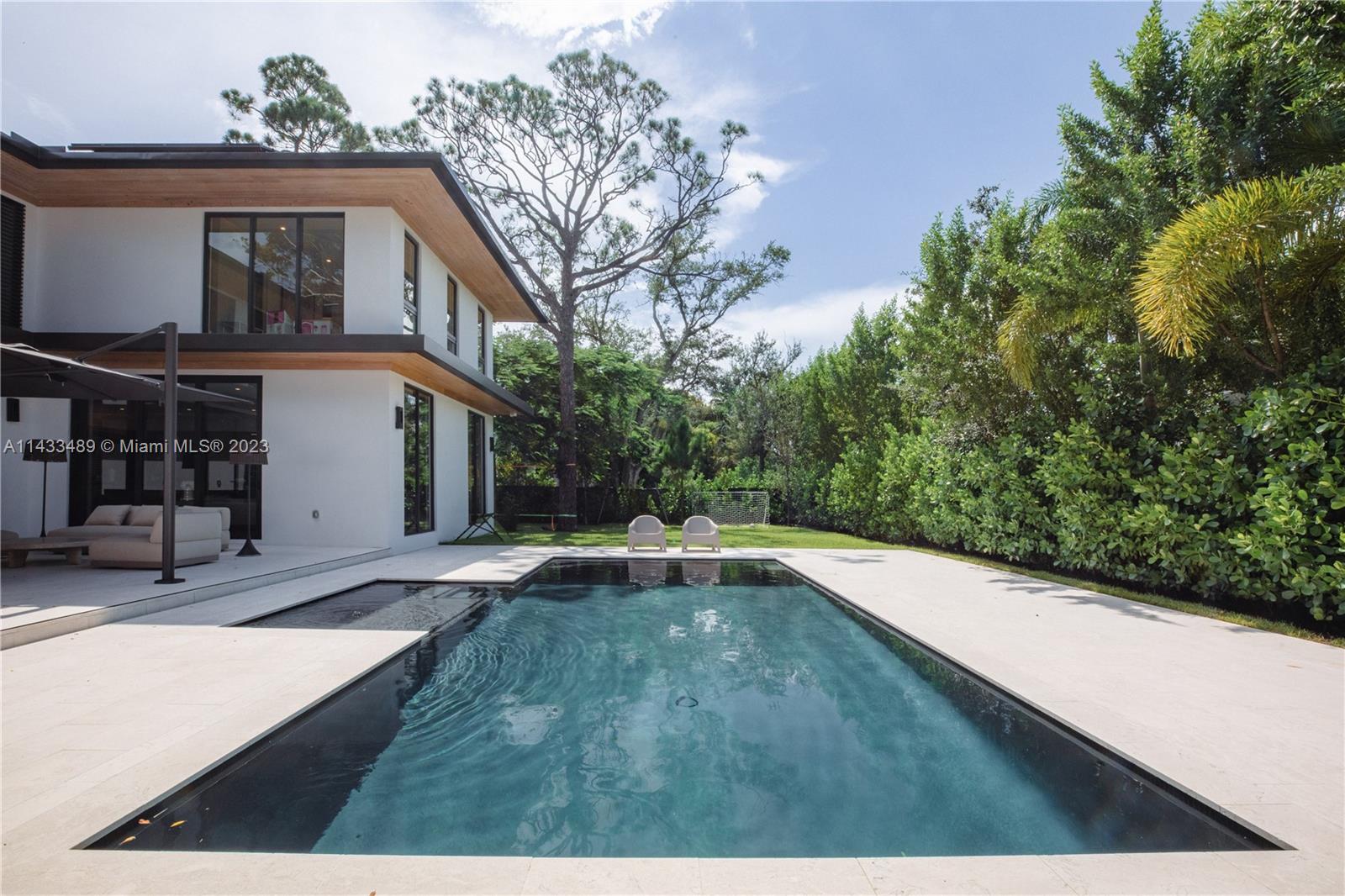 DAVIS OAKS - Residential