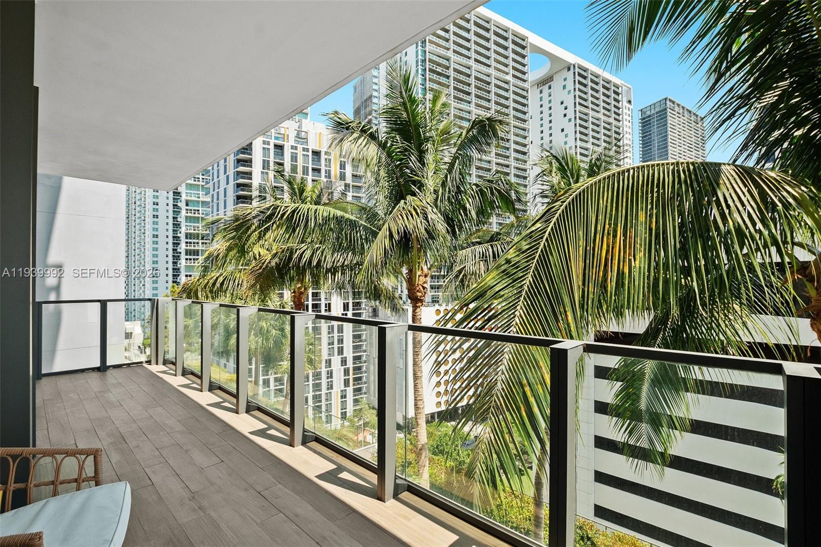 REACH CONDO - Residential
