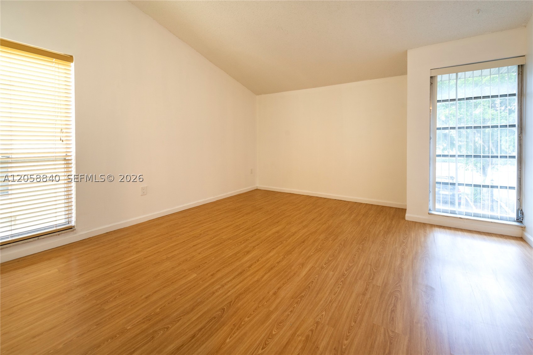 LAFAYETTE CONDO - Residential