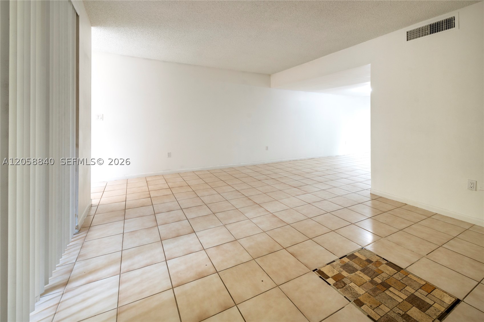 LAFAYETTE CONDO - Residential