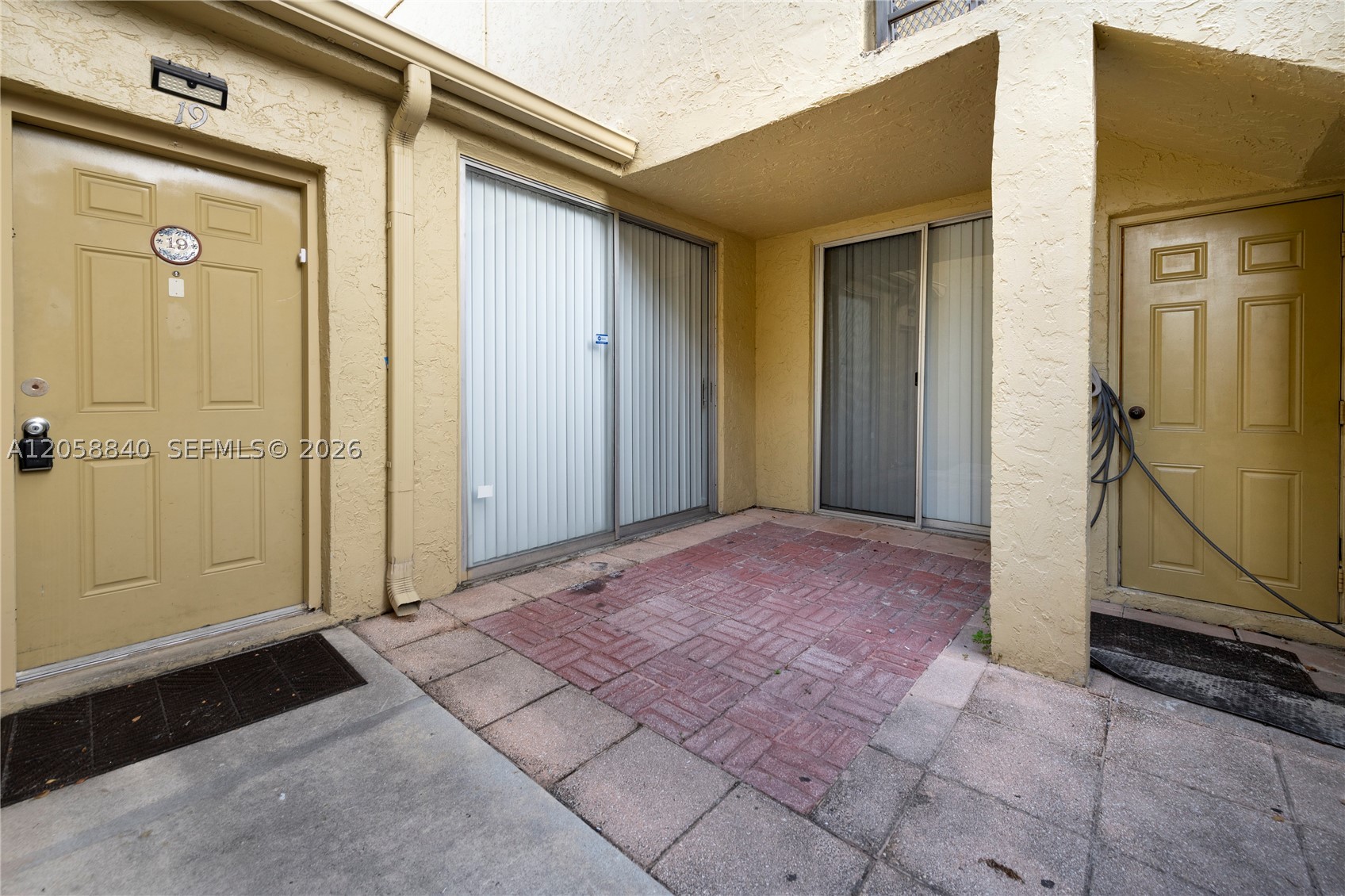 LAFAYETTE CONDO - Residential