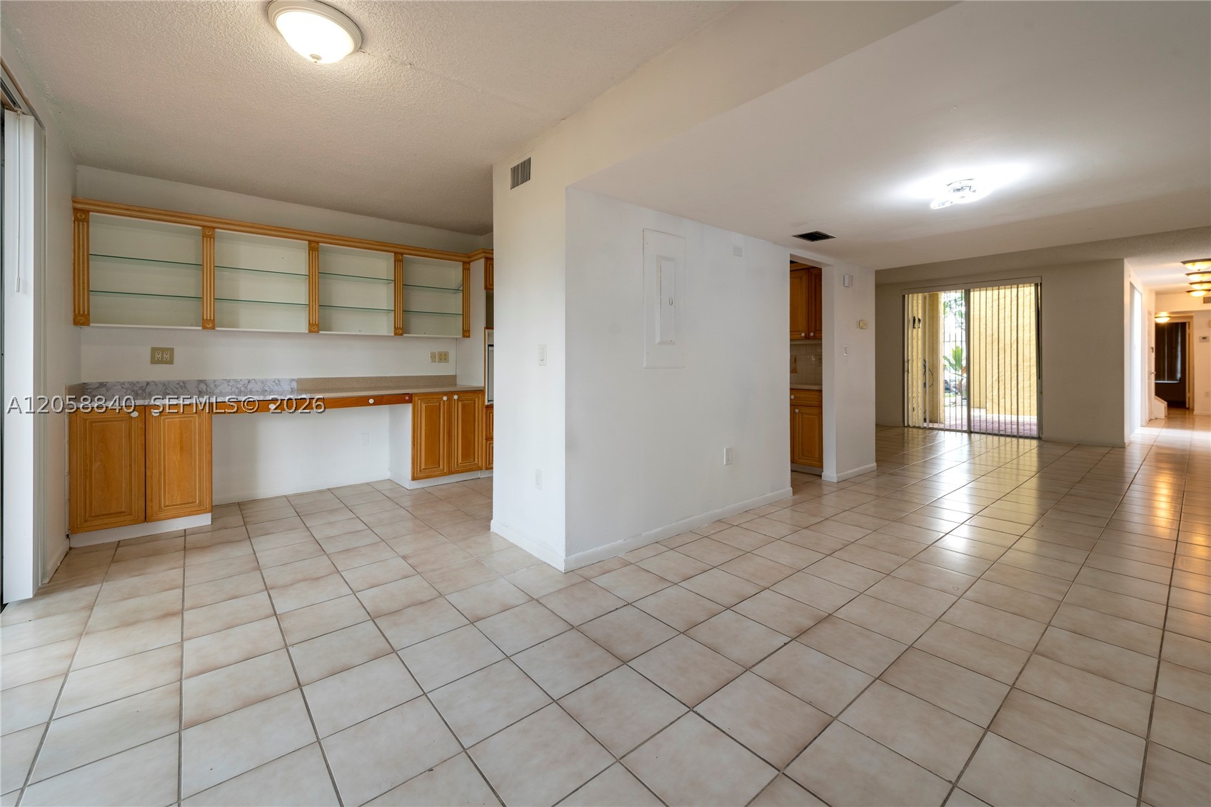 LAFAYETTE CONDO - Residential