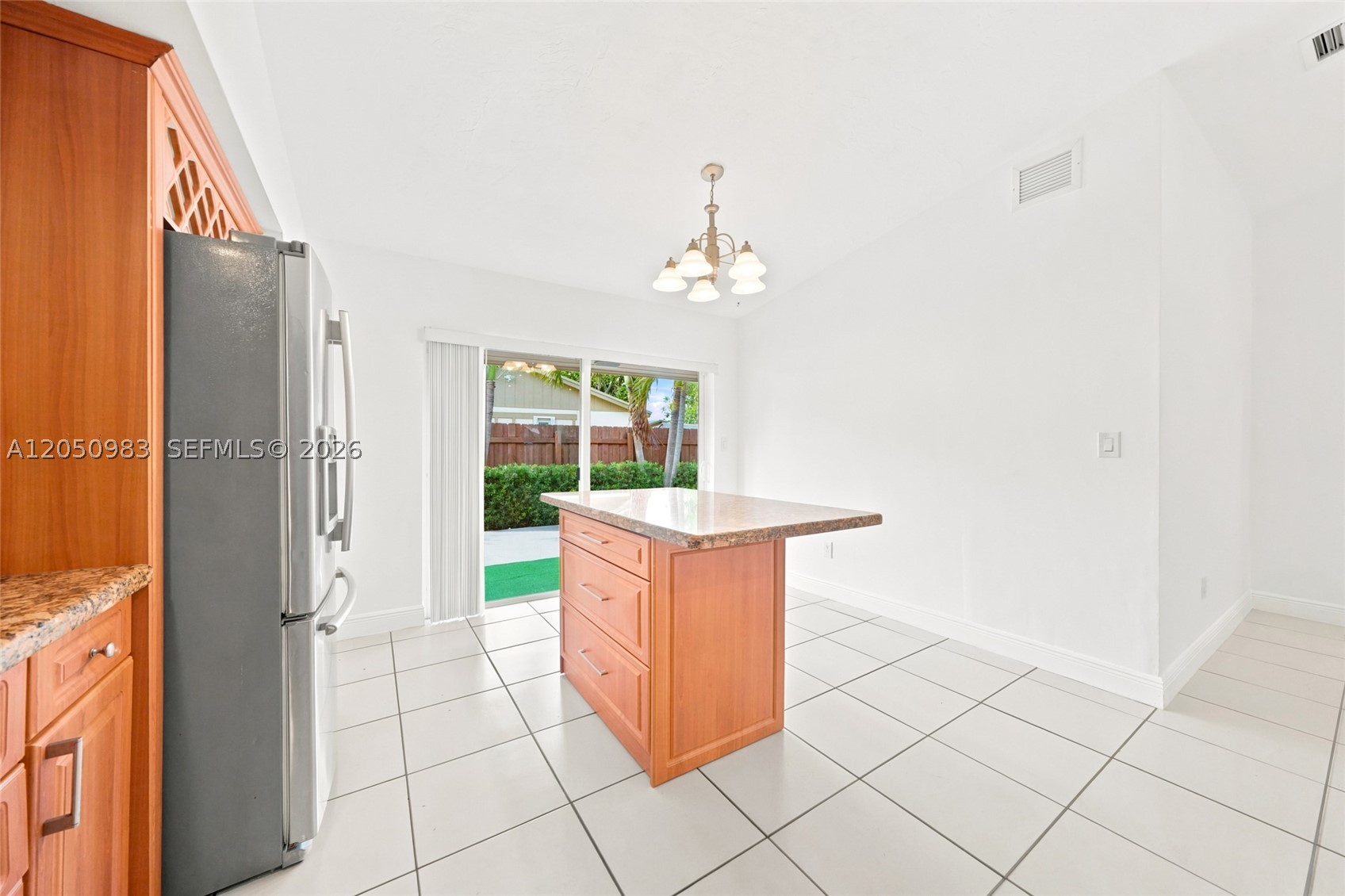 DEVON-AIRE VILLAS SEC 6 - Residential