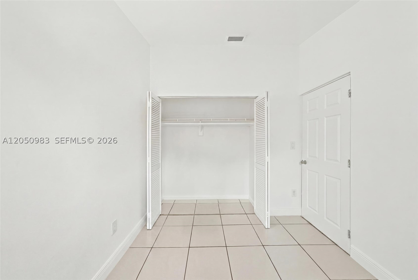 DEVON-AIRE VILLAS SEC 6 - Residential
