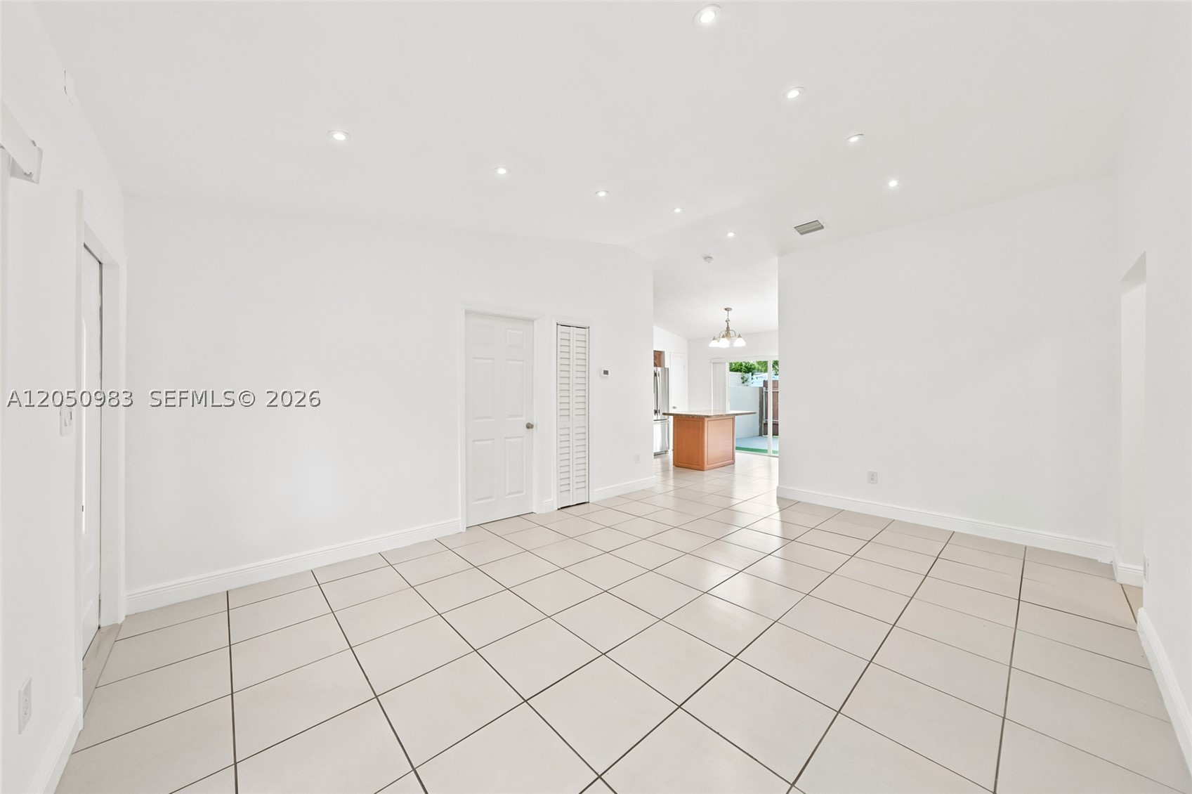 DEVON-AIRE VILLAS SEC 6 - Residential
