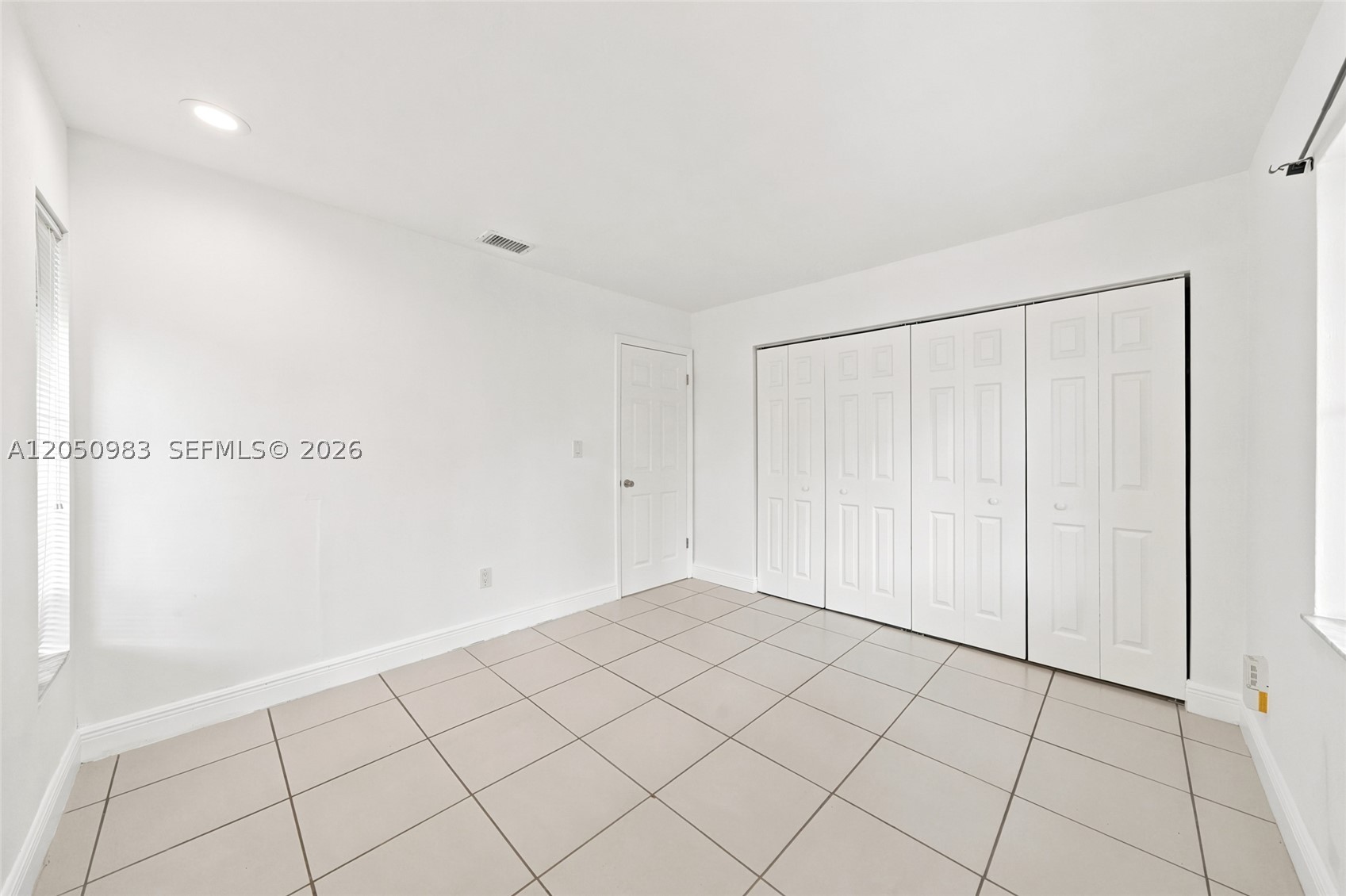 DEVON-AIRE VILLAS SEC 6 - Residential