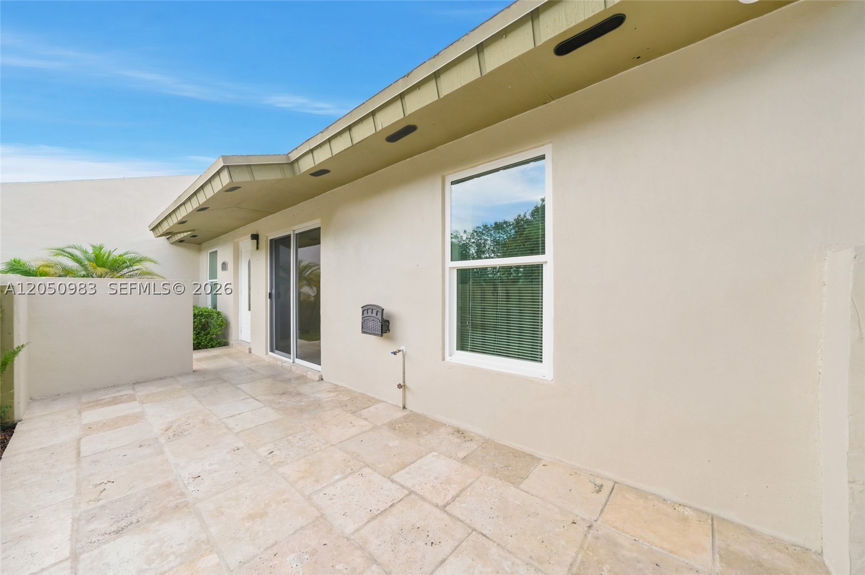DEVON-AIRE VILLAS SEC 6 - Residential
