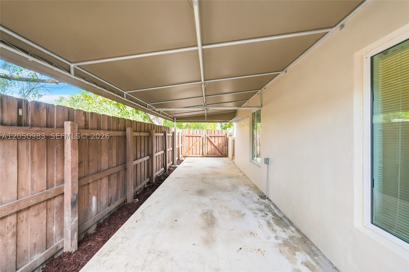 DEVON-AIRE VILLAS SEC 6 - Residential