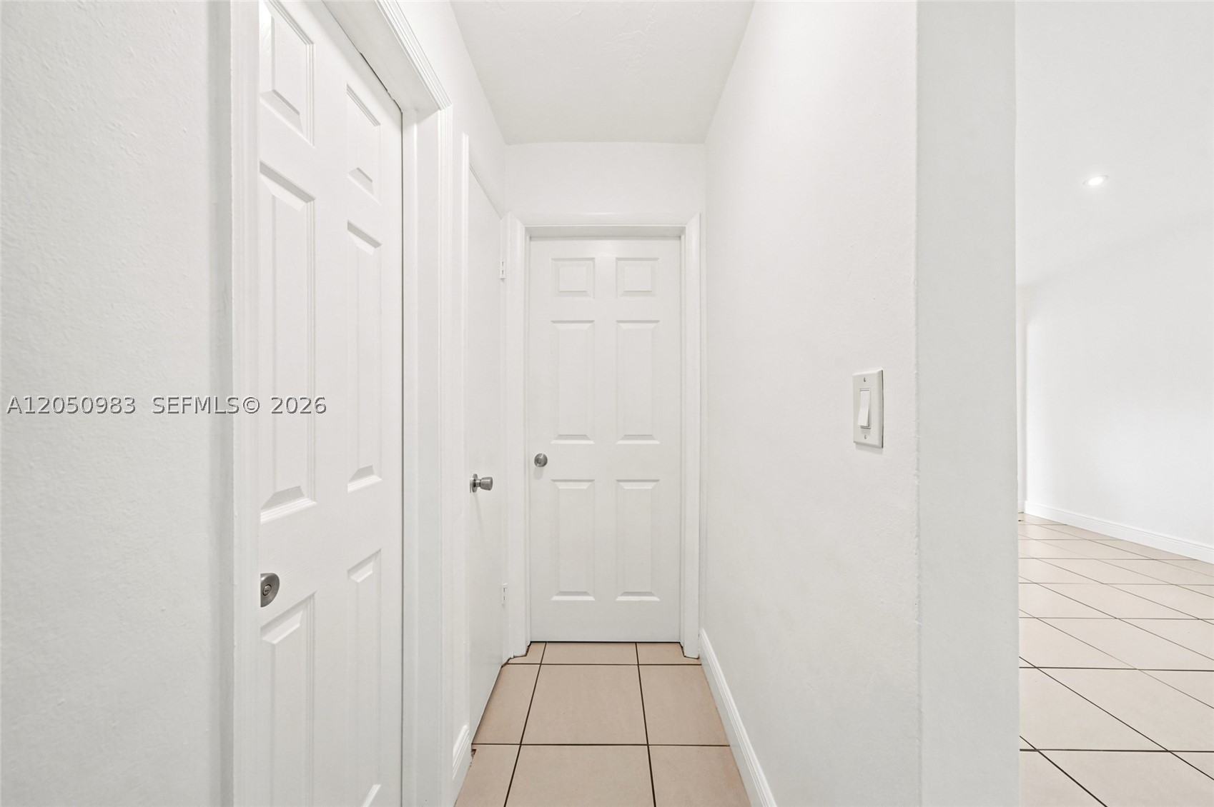 DEVON-AIRE VILLAS SEC 6 - Residential