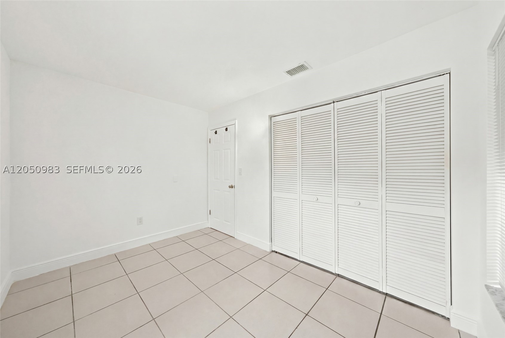 DEVON-AIRE VILLAS SEC 6 - Residential