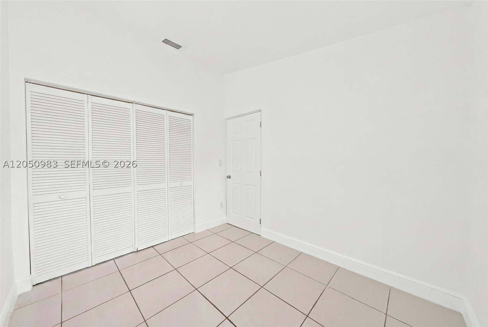 DEVON-AIRE VILLAS SEC 6 - Residential