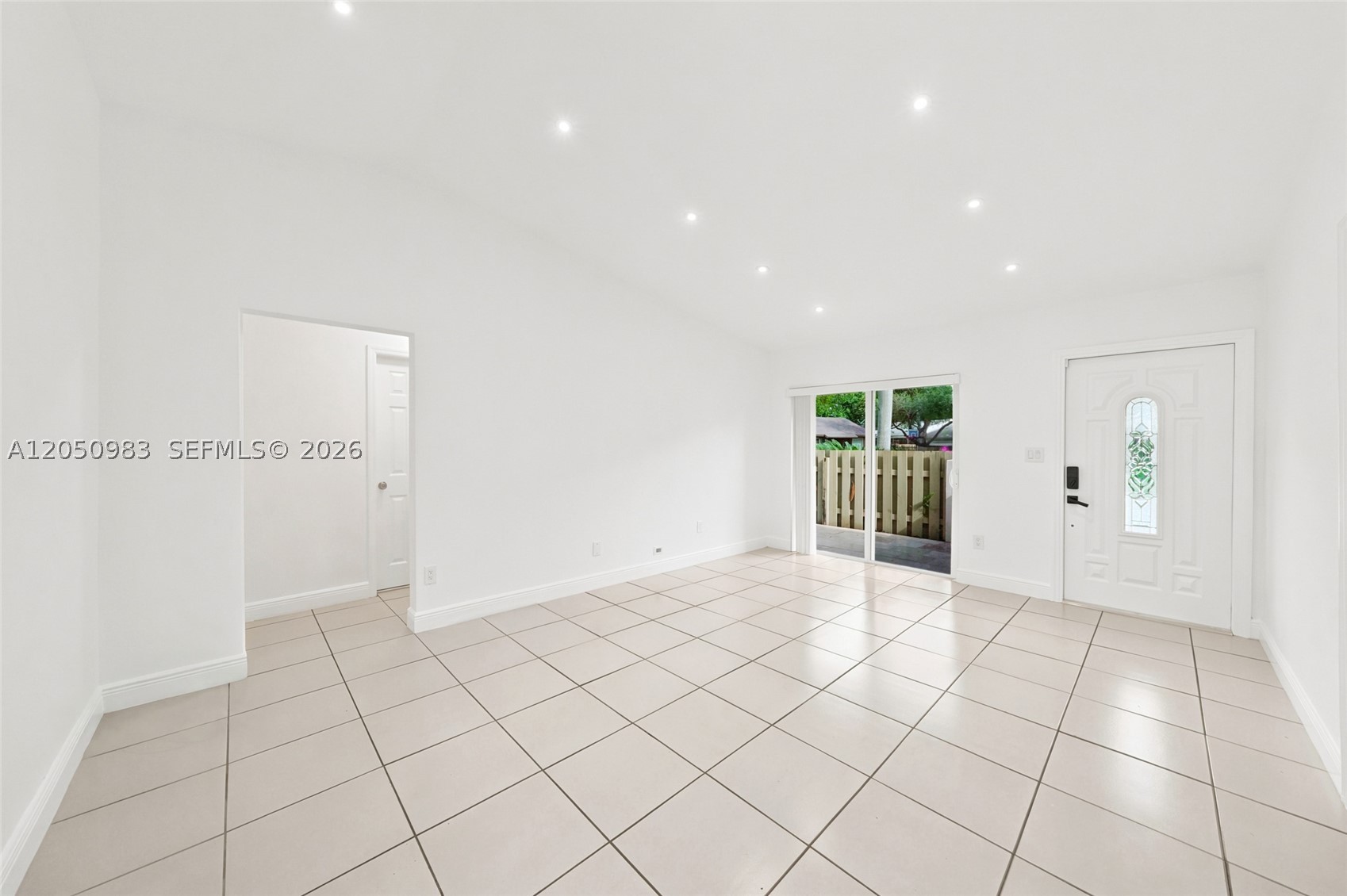 DEVON-AIRE VILLAS SEC 6 - Residential