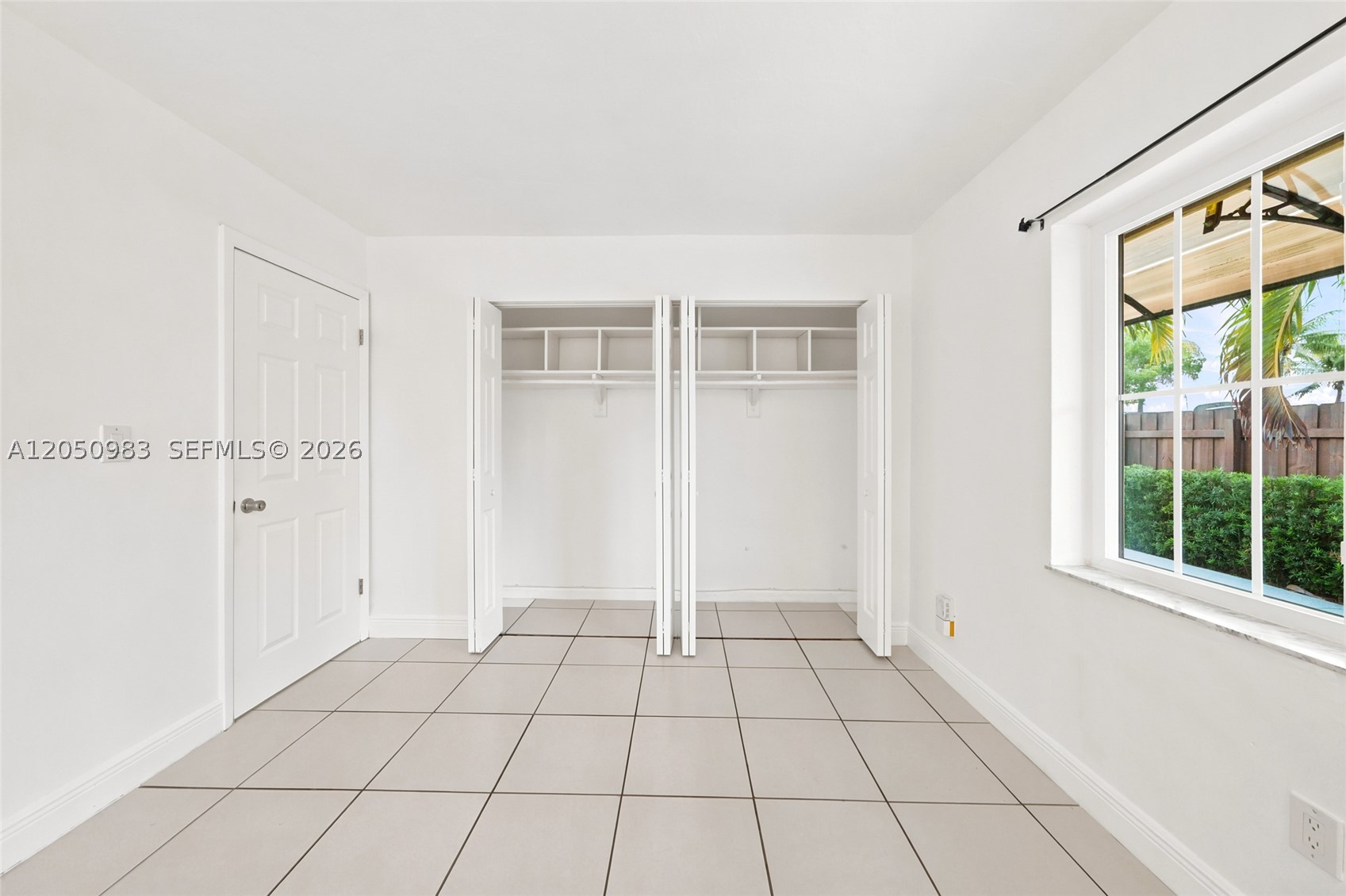 DEVON-AIRE VILLAS SEC 6 - Residential