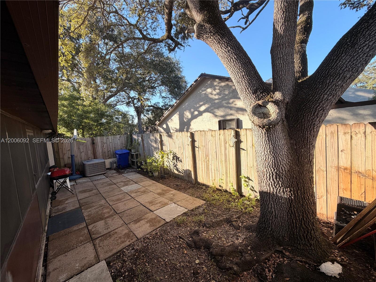 EVERGLADES SUGAR & LAND C - Residential