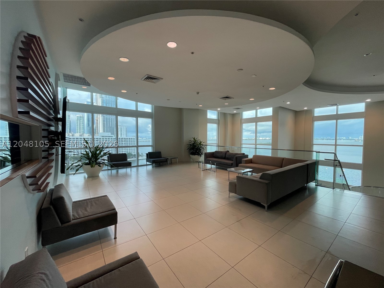 QUANTUM ON THE BAY CONDO - Residential Lease