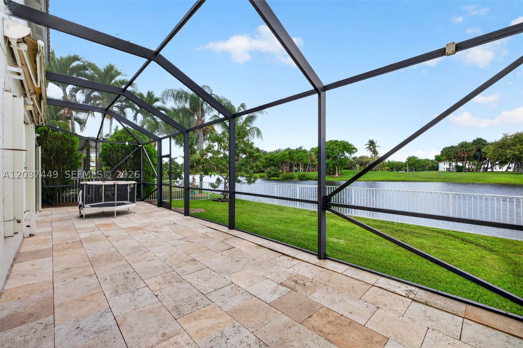 SILVER LAKES PHASE III - Residential