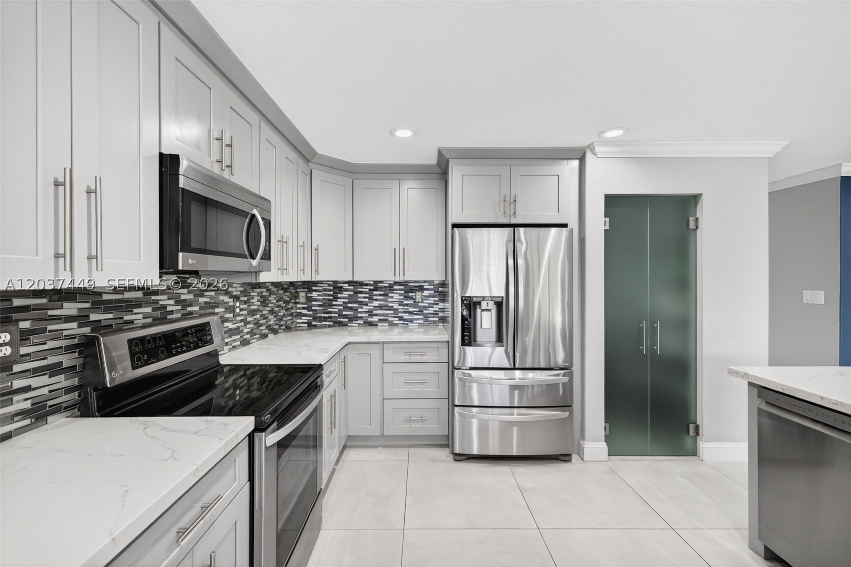SILVER LAKES PHASE III - Residential